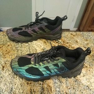 Rare SIS X Lite II Turf Shoes - ChameleonMen's Running Size 9 CHANGES COLORS